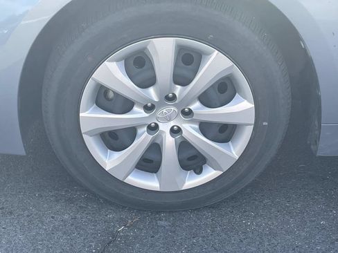 Used 2024 Toyota Corolla LE FWD image 11