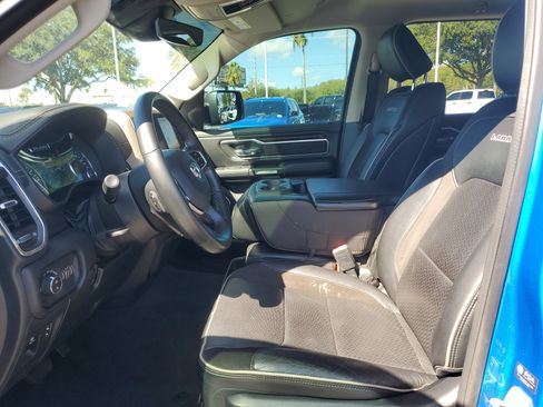 Used 2022 RAM 1500 Laramie AWD/4WD image 14