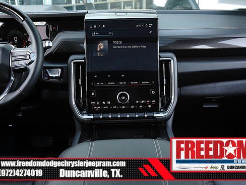 Used 2026 GMC Yukon XL Elevation w/ Elevation Premium Package AWD/4WD image 20