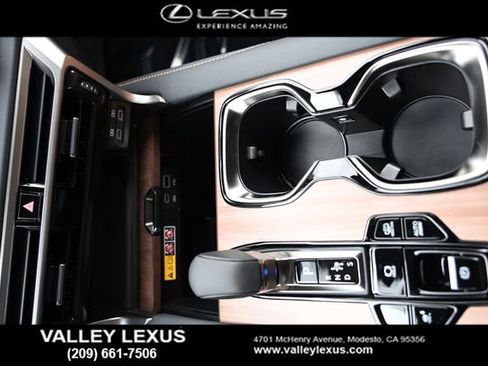New 2026 Lexus RX 450h AWD image 14