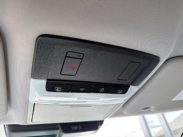 Used 2024 Mitsubishi Outlander SE FWD image 19