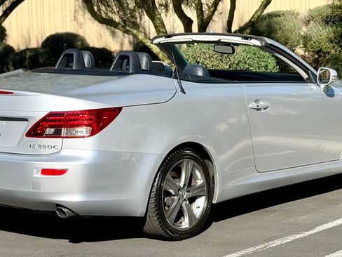 Used 2014 Lexus IS 250C w/ Luxury Package image 9