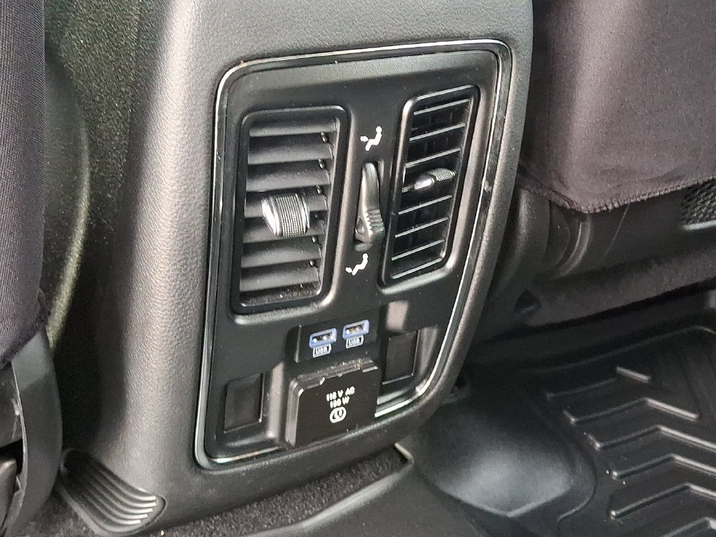 Used 2021 Jeep Grand Cherokee Limited AWD/4WD image 15