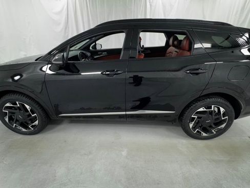 Used 2025 Kia Sportage SX AWD/4WD image 6