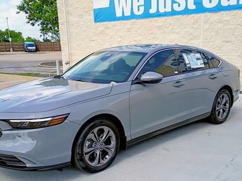 New 2026 Honda Accord EX-L image 14