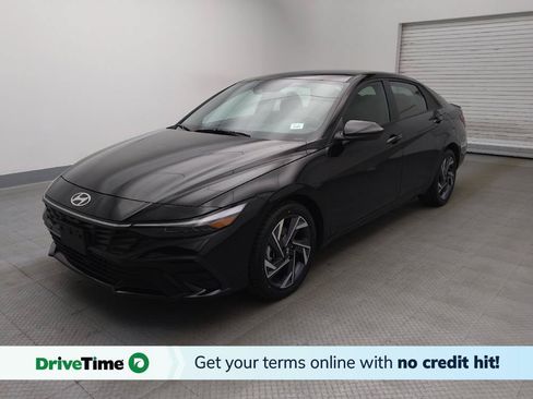 Used 2025 Hyundai Elantra Sport FWD image 1