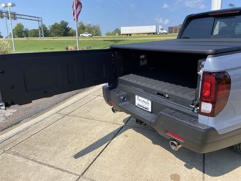 Used 2026 Honda Ridgeline Black Edition image 58