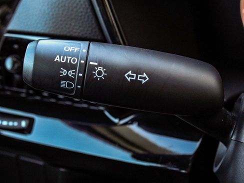 Used 2023 Honda CR-V EX-L image 25