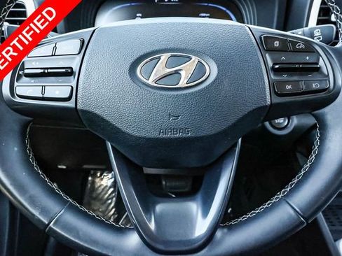 Certified 2023 Hyundai Venue Limited FWD image 25