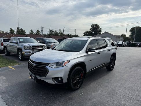 Used 2019 Chevrolet Traverse Premier w/ Redline Edition FWD image 3