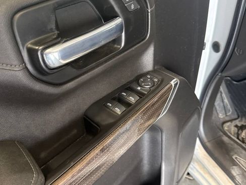 Used 2021 Chevrolet Silverado 1500 RST RWD image 8