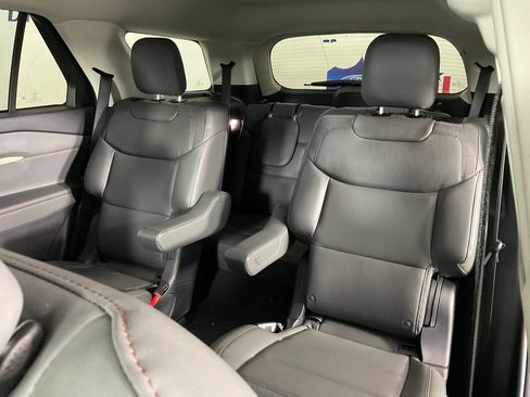New 2026 Ford Explorer Active w/ Active Comfort Package RWD image 15
