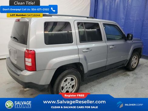 Used 2017 Jeep Patriot Sport w/ Power Value Group FWD image 4