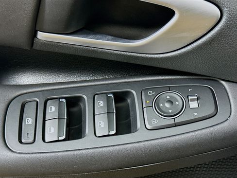 Used 2025 Hyundai Sonata SEL image 15