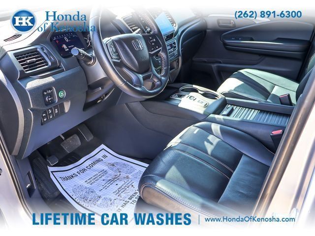 Used 2023 Honda Passport TrailSport image 10