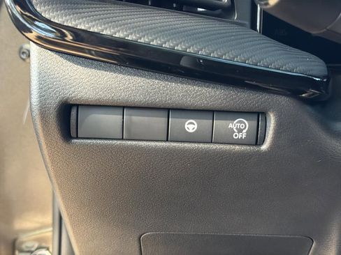 New 2026 Nissan Kicks SR image 22