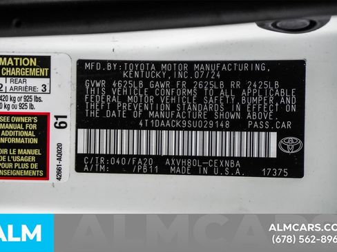 Used 2025 Toyota Camry LE image 57