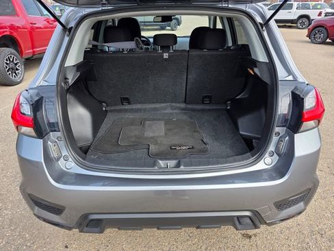 Used 2025 Mitsubishi Outlander Sport AWD image 11