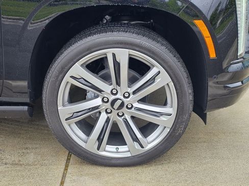 New 2026 Cadillac Escalade Platinum Sport AWD/4WD image 9