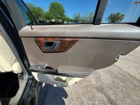 Used 2014 Mercedes-Benz GLK 350 2WD image 15