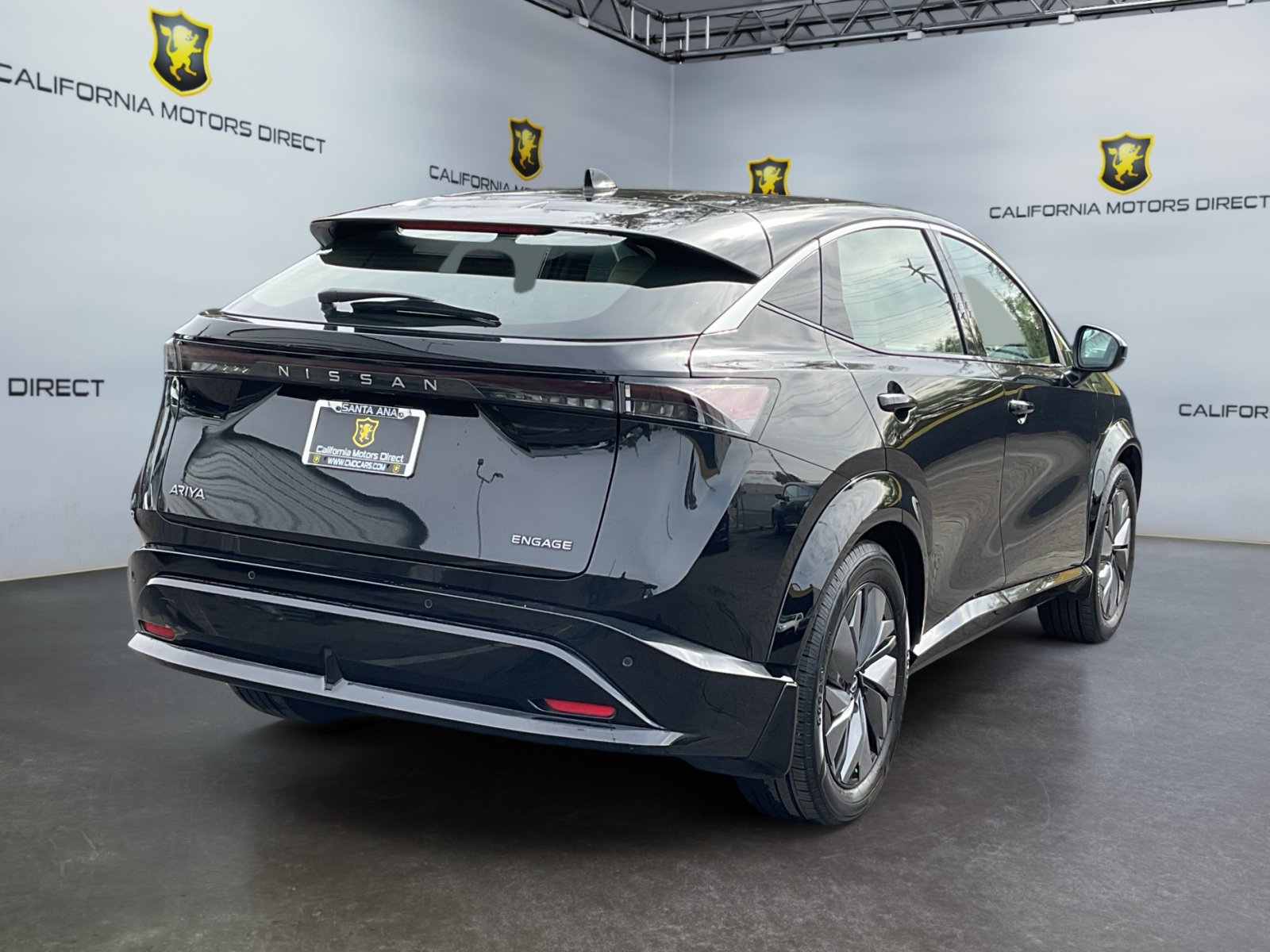 Used 2023 Nissan Ariya FWD image 5