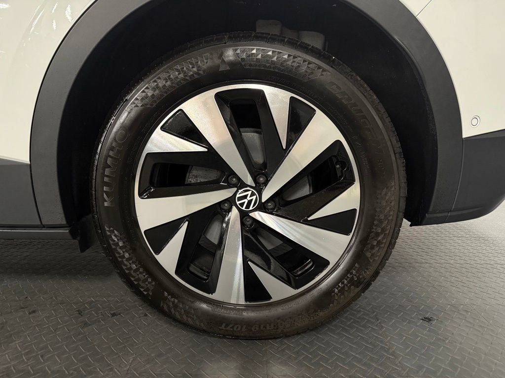 Used 2023 Volkswagen ID.4 Pro AWD/4WD image 7