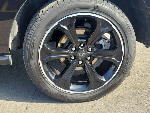 Certified 2024 Ford Expedition Limited AWD/4WD image 7