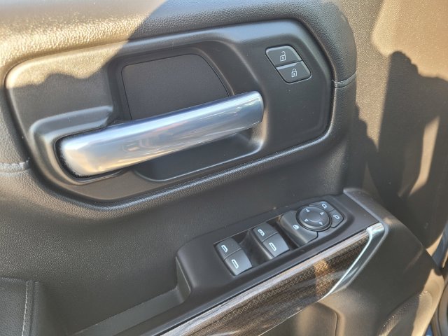 Certified 2020 Chevrolet Silverado 1500 RST AWD/4WD image 15