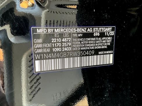 Certified 2024 Mercedes-Benz GLB 250 image 37