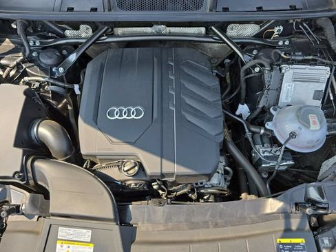 Used 2023 Audi Q5 Premium w/ Convenience Package AWD/4WD image 34