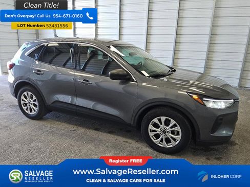 Used 2023 Ford Escape Active w/ Cold Weather Package FWD image 5