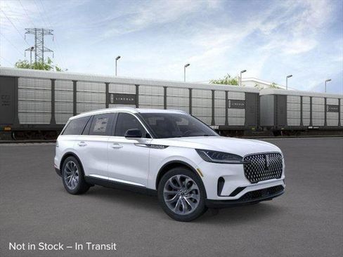 New 2026 Lincoln Aviator Reserve image 7