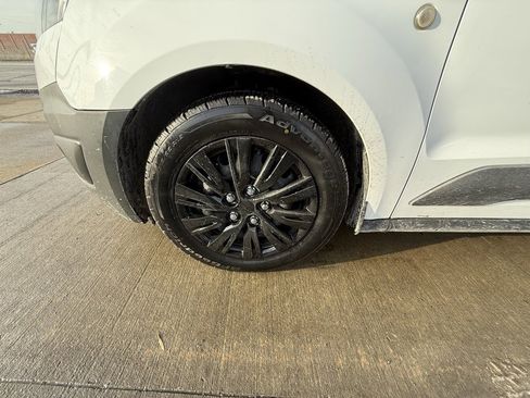 Used 2016 Ford Transit Connect XL image 15