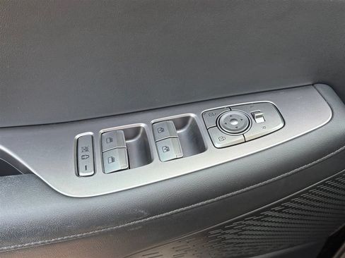 Used 2022 Hyundai Palisade SEL w/ Premium Package FWD image 12