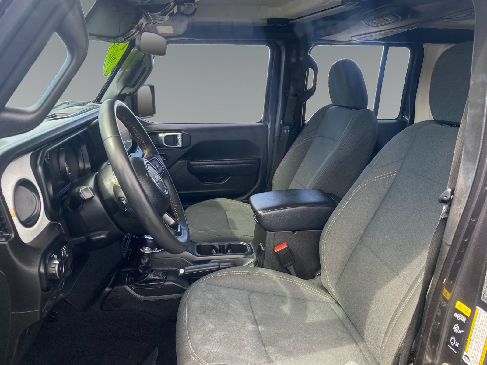 Used 2024 Jeep Wrangler Unlimited Sport AWD/4WD image 9