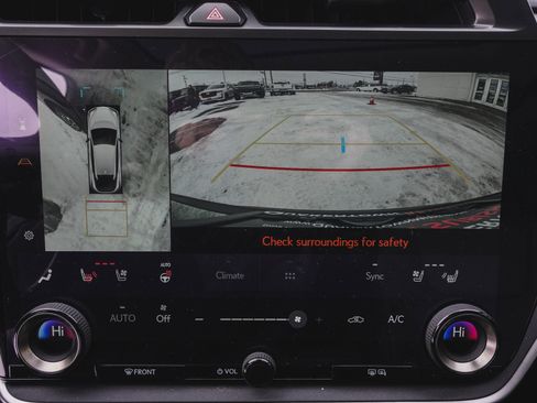 Used 2023 Lexus RZ 450e Premium w/ Technology Package image 18