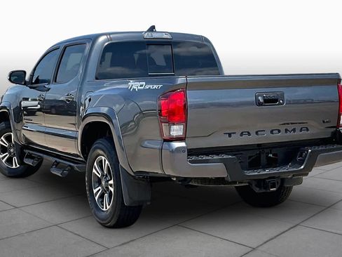 Used 2019 Toyota Tacoma TRD Sport w/ TRD Premium Sport Package RWD image 12