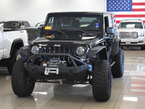 Used 2018 Jeep Wrangler Unlimited Sport S AWD/4WD image 6