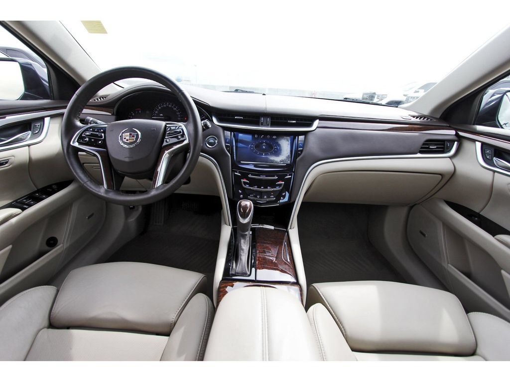 Used 2014 Cadillac XTS Luxury w/ Driver Awareness Package FWD image 9