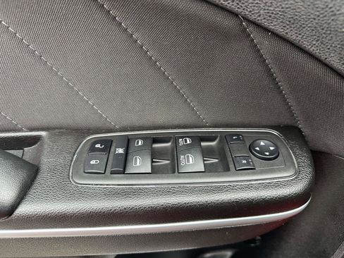 Used 2023 Dodge Charger SXT image 29