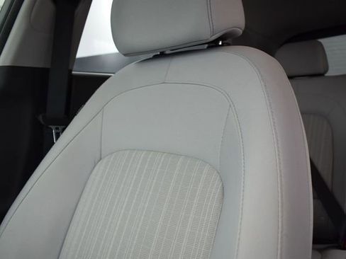 Used 2022 Hyundai Kona SEL w/ Cargo Package FWD image 11