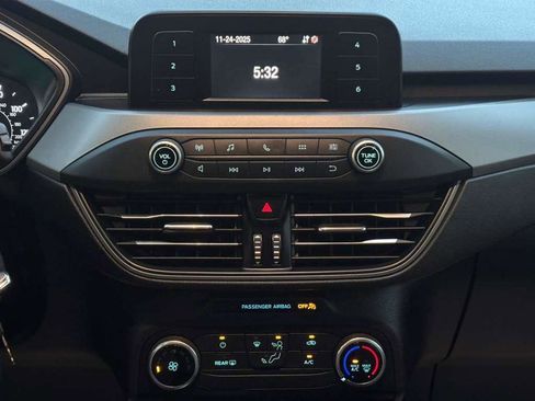 Used 2020 Ford Escape S image 12