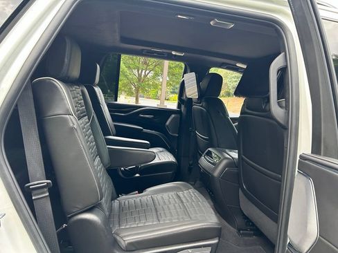 Used 2024 Cadillac Escalade Sport Platinum w/ LPO, ONYX Package AWD/4WD image 53