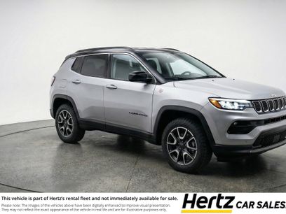 Used 2025 Jeep Compass Trailhawk