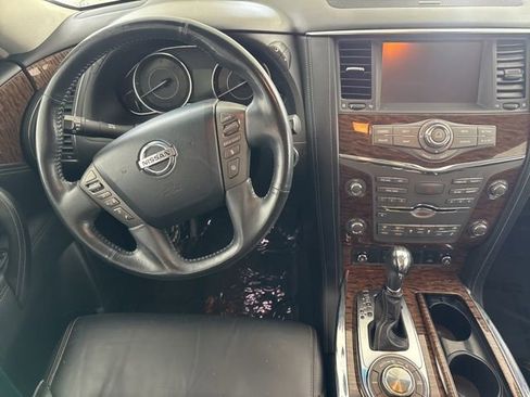 Used 2017 Nissan Armada Platinum w/ Interior Lighting Package image 25