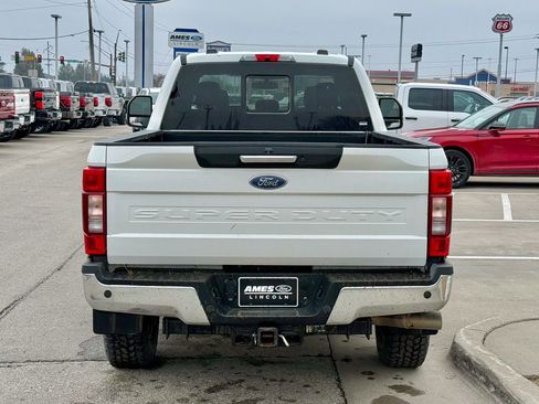 Certified 2022 Ford F350 Lariat w/ Chrome Package image 5