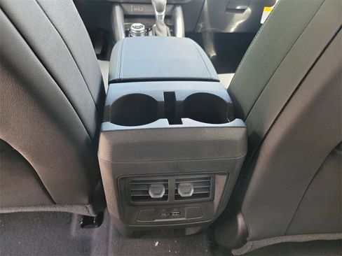 New 2025 GMC Canyon Elevation w/ Convenience Package image 30