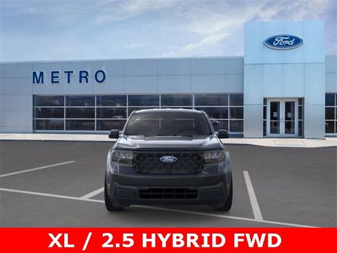 New 2025 Ford Maverick XL image 7