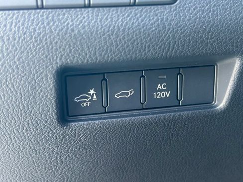 Used 2026 Lexus GX 550 w/ Accessory Package (2T) AWD/4WD image 28