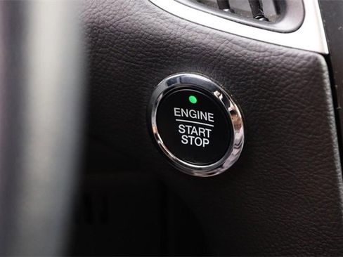 Used 2024 Ford Edge SEL image 14